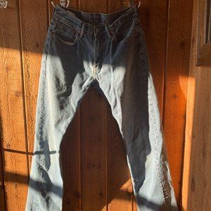 Levi's classic 505 30x32 well broken-in